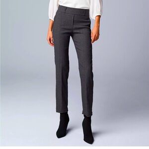 New with tags, Women’s Simply Vera Mid-Rise skinny ankle pants